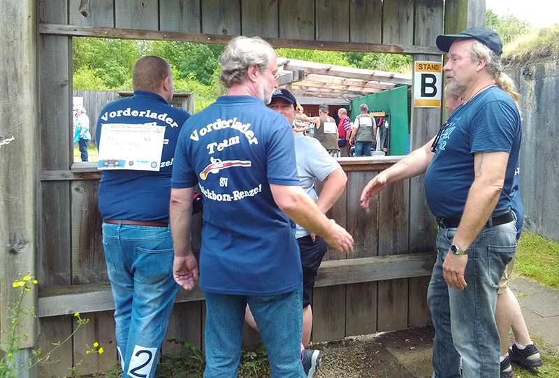 Kreisschützenverband Pinneberg - Quickborner Schütze verpasst ganz knapp das Siegerpodest bei der Vorderlader DM in Pforzheim